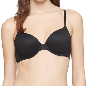 NWT 34C Calvin Klein T-Shirt Bra